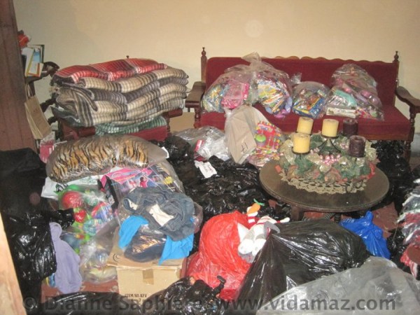 03.clothes, blankets, toys