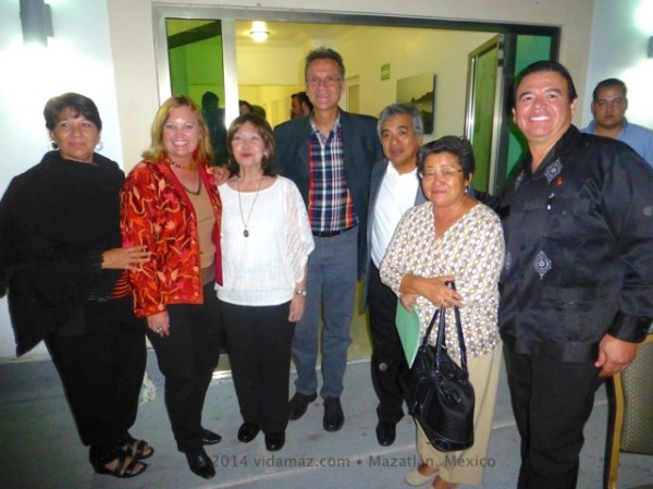 My friend Sandra and I with our Mayor, State Secretary of Tourism, and Esperanza Kasuga, who is organizing Mazatlán's celebration of the 400th anniversary of Japanese-Mexico relations.